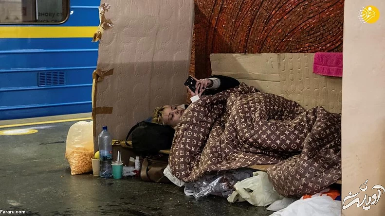 عمیق ترین ایستگاه مترو جهان میزبان پناهجویان کییف/ تصاویر